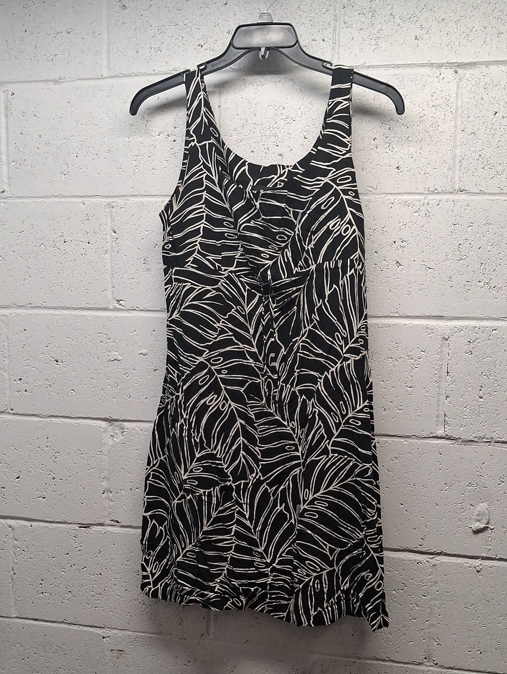Womens Shannon Marie Black & White Leaf-Print Sleeveless Dress